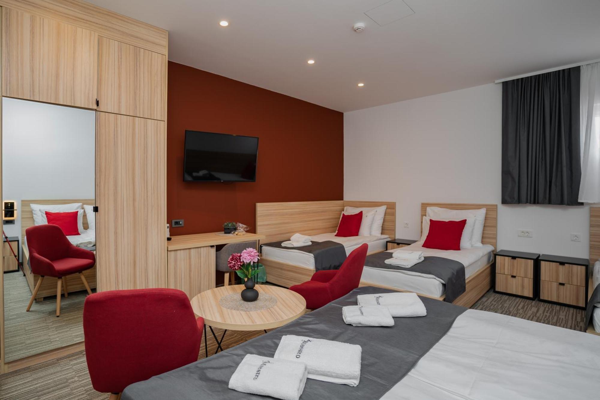 Maestro - Rooms & Restaurant Vukovar Quarto foto